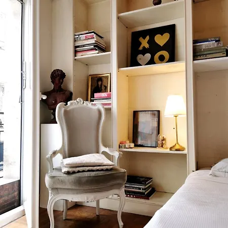Apartment A Large Artistic-style In Pantheon Paris